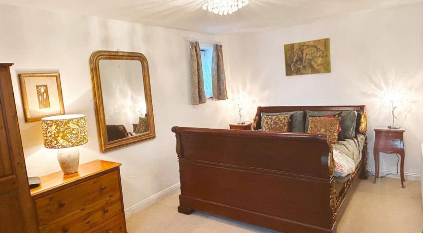 Photo of 1 Bed in Thornbury