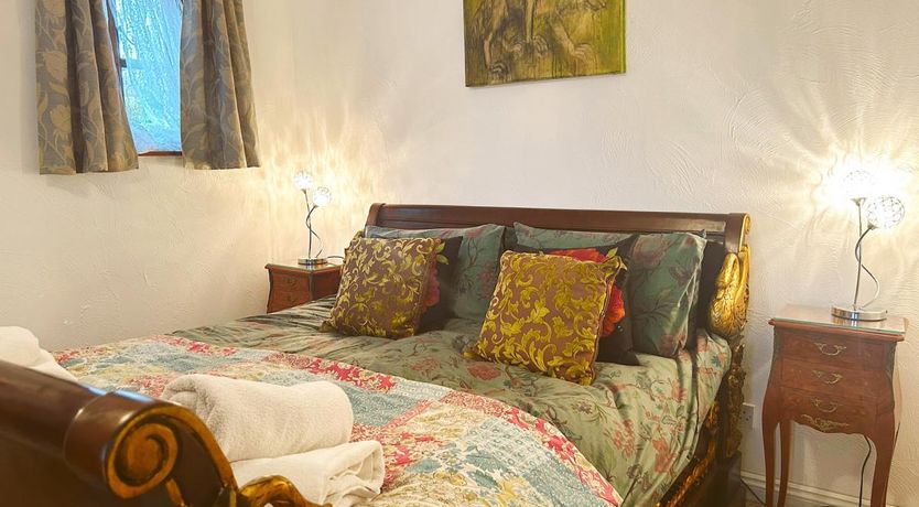 Photo of 1 Bed in Thornbury