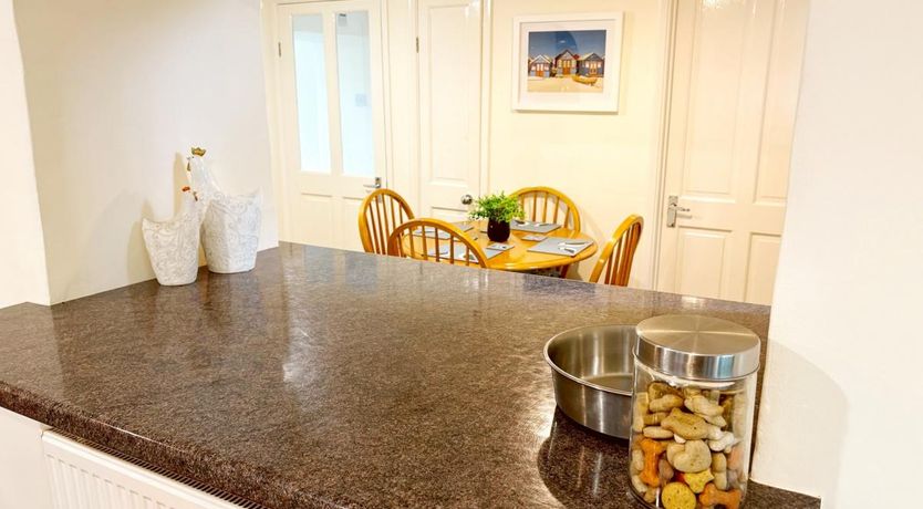 Photo of 2 Bed in Holsworthy