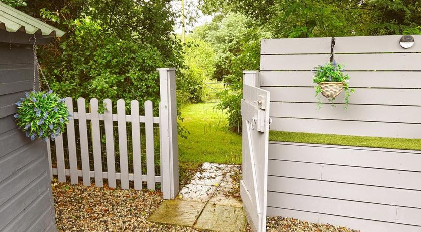 Photo of 2 Bed in Holsworthy