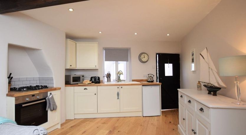 Photo of 2 Bed in Appledore