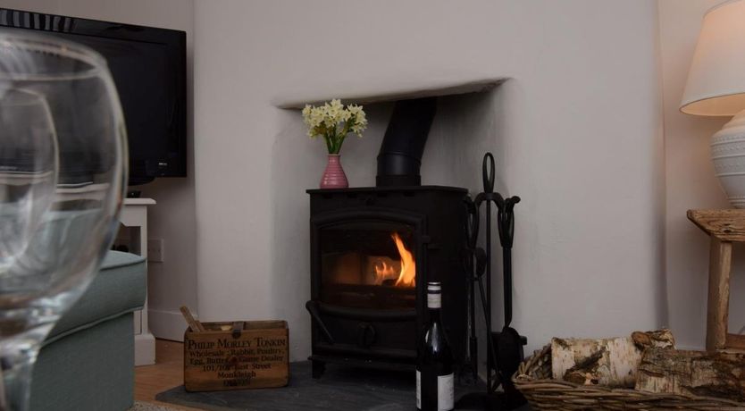 Photo of 2 Bed in Appledore