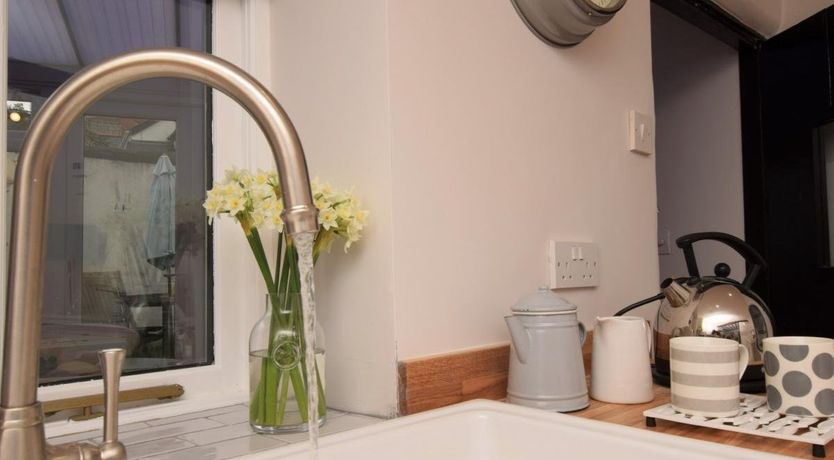 Photo of 2 Bed in Appledore