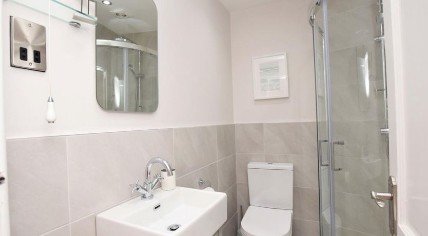 Photo of 2 Bed in Appledore