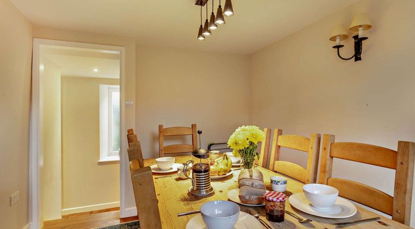 Photo of 4 Bed in Bideford
