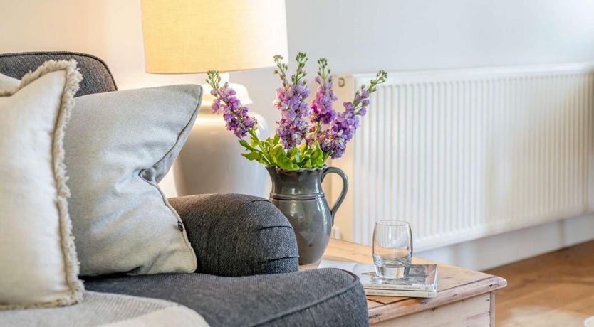 Photo of 3 Bed in South Huish