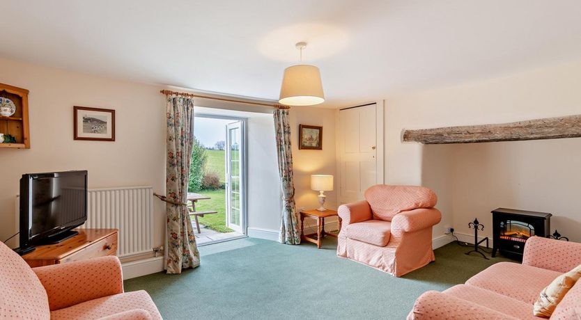 Photo of 6 Bed in Plymouth