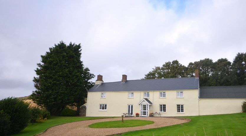 Photo of in Wembury  (FARMH)