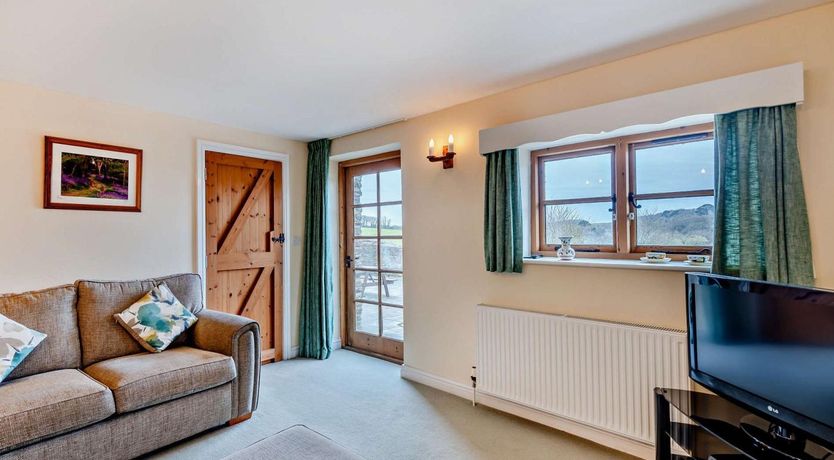 Photo of 3 Bed in Plymouth