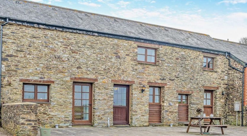 Photo of 3 Bed in Wembury