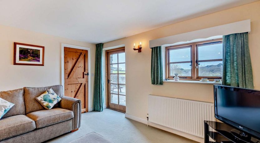 Photo of 3 Bed in Wembury