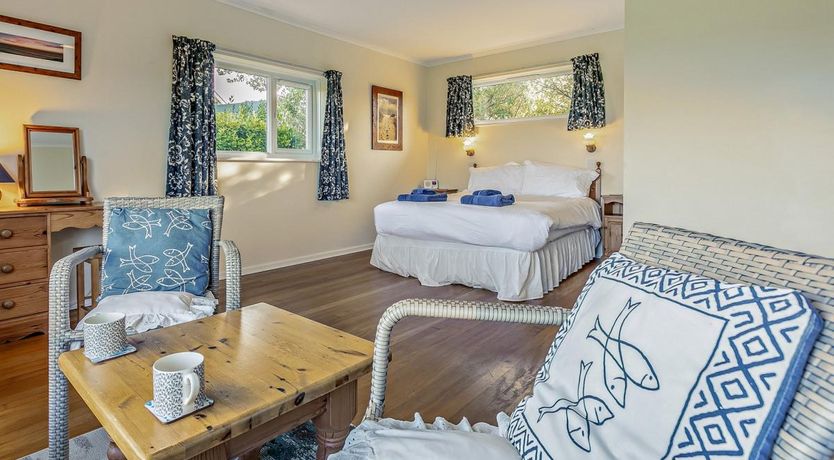 Photo of 4 Bed in St Minver