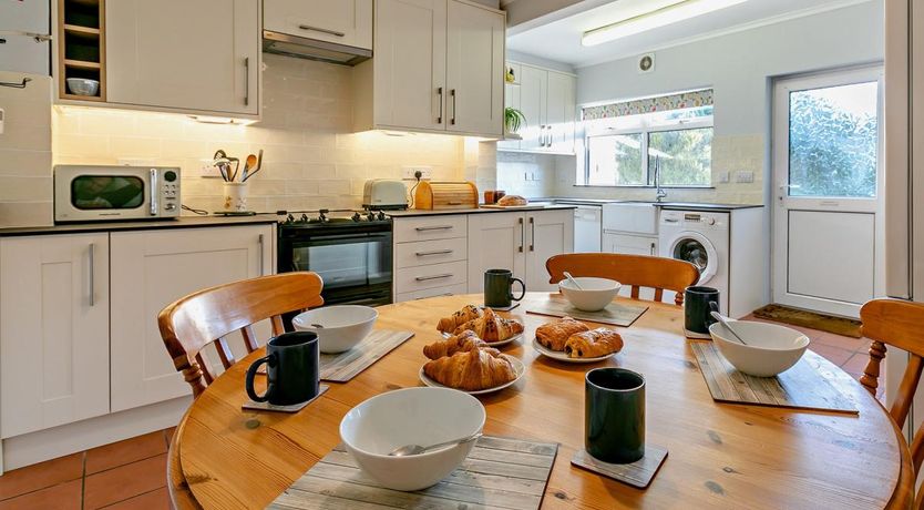 Photo of 4 Bed in St Minver