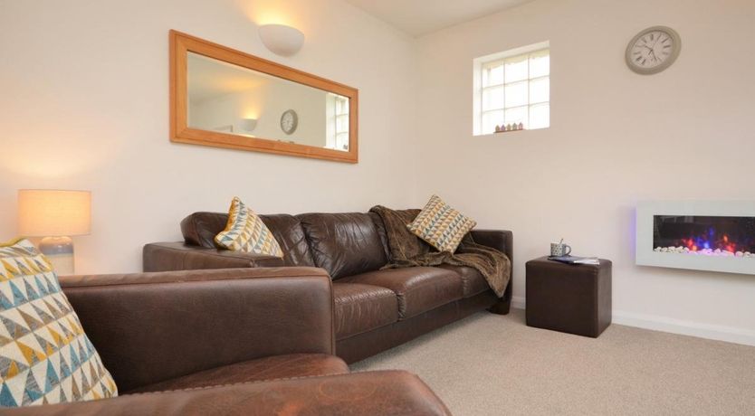 Photo of 2 Bed in Bude