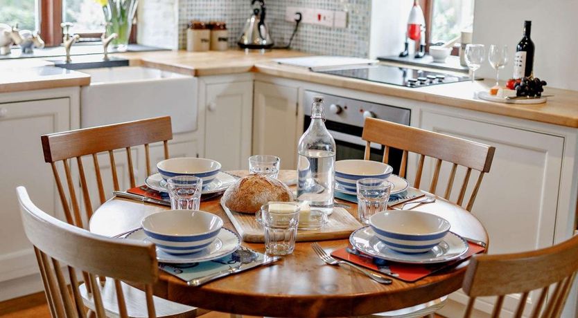 Photo of 2 Bed in Padstow