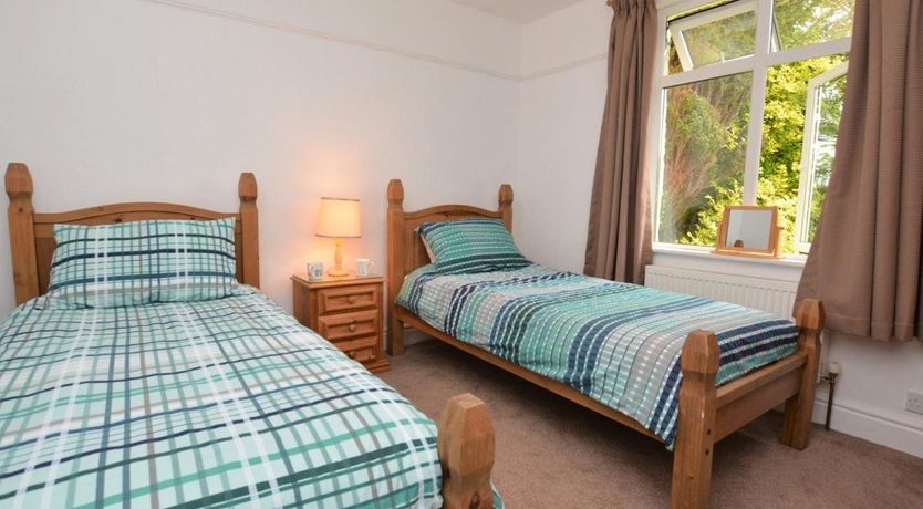 Photo of 2 Bed in Bude