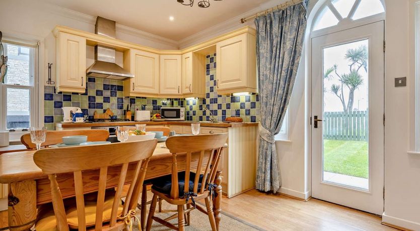 Photo of 2 Bed in Newquay