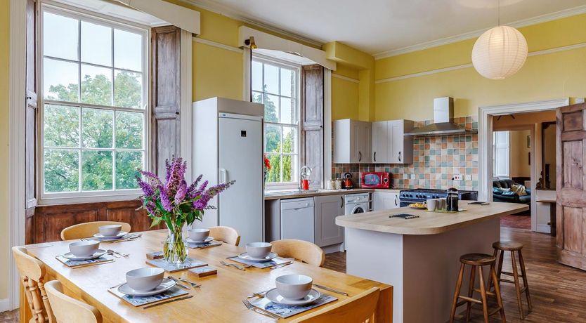 Photo of 4 Bed in Wadebridge