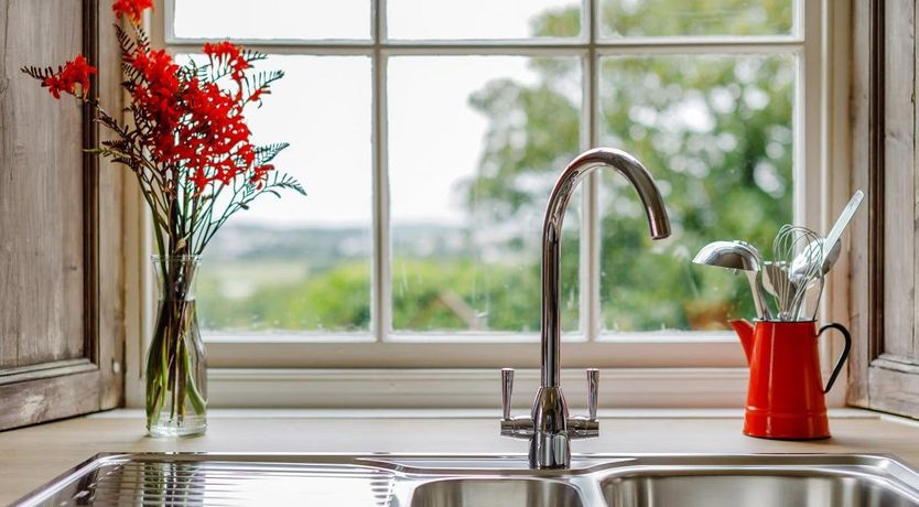 Photo of 4 Bed in Sladesbridge