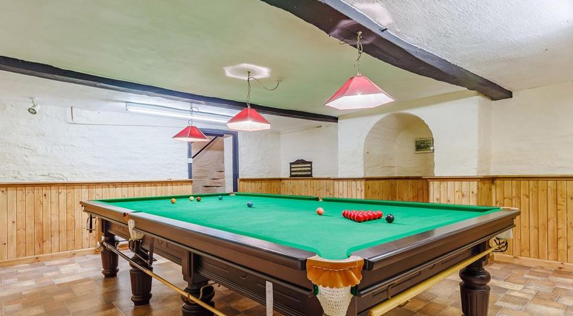 Photo of 4 Bed in Sladesbridge