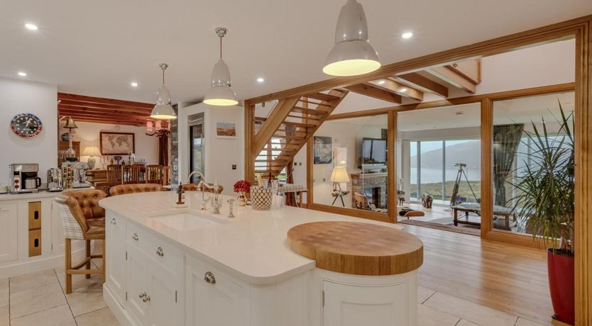 Photo of 2 Bed in Cove