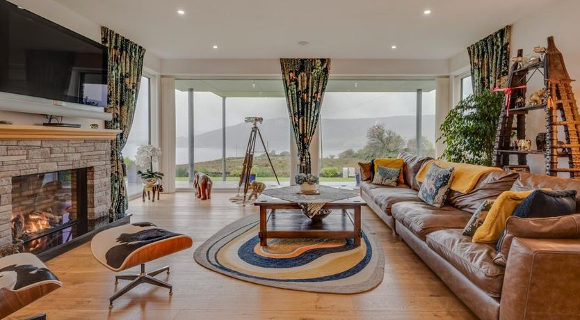 Photo of 2 Bed in Cove