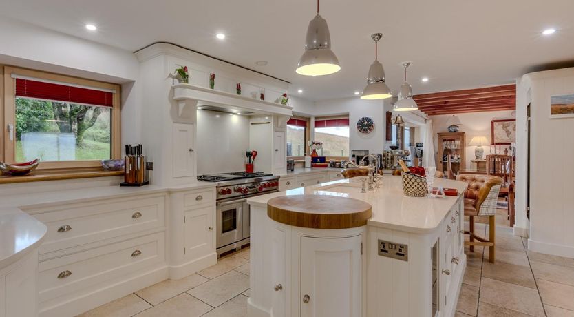 Photo of 2 Bed in Helensburgh