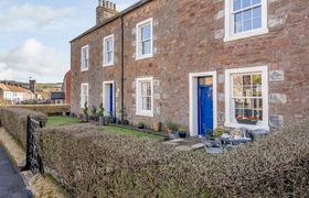 Photo of eyemouth-house