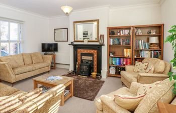 Lancaster House Holiday Cottage