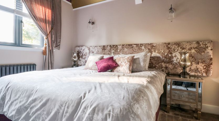 Photo of Twisted Chimneys