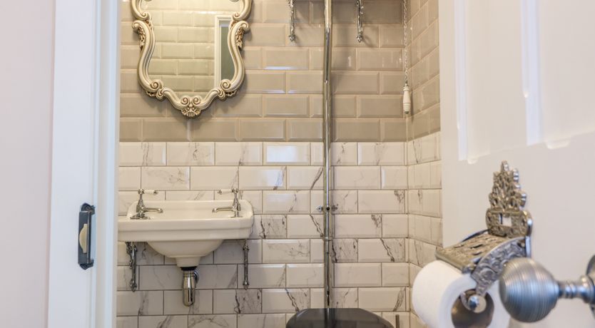 Photo of Twisted Chimneys