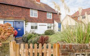 Photo of 2 Seaview Cottages