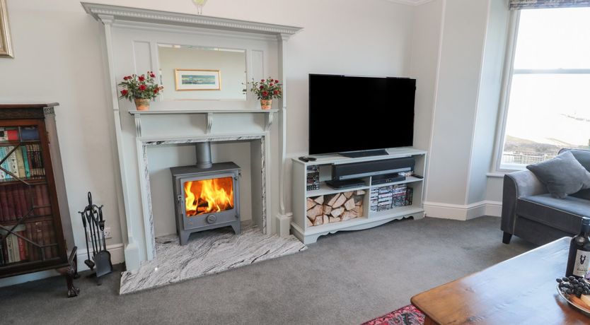 Photo of Whinstones at 4 The Villas