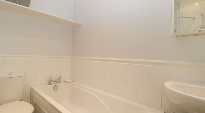 Photo of 1A Erneston Crescent