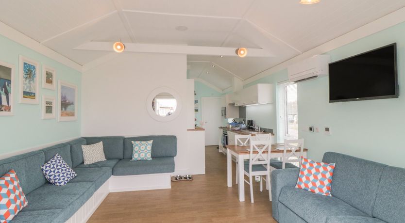 Photo of Shore Thing 280