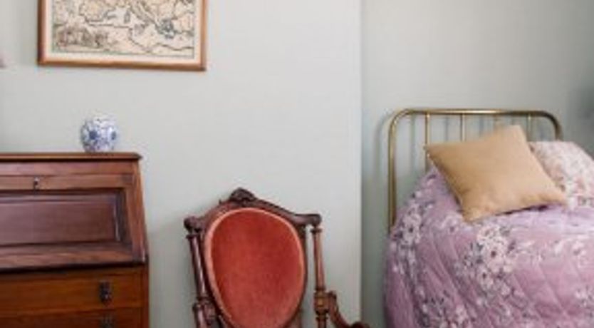 Photo of EF Parade House