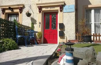 Llys Madoc, The Top Flat Apartment