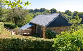 Photo of Higher Bumsley Barn