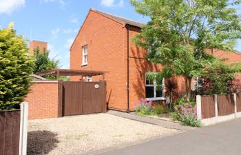 Cherry Lodge Holiday Cottage