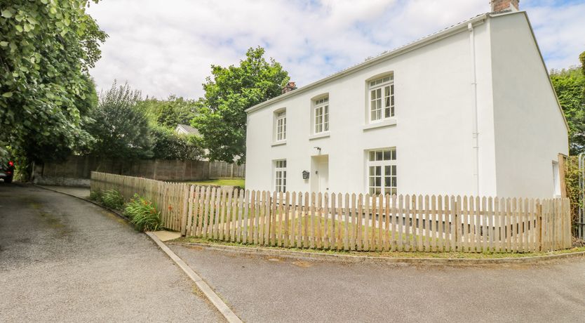 Photo of 9 Copes Gardens