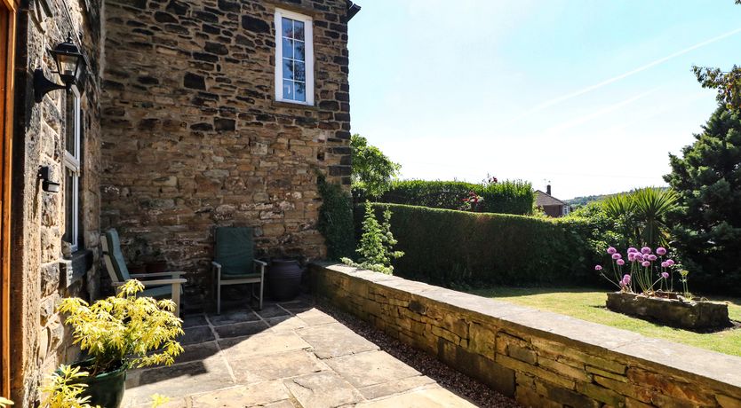 Photo of 2 Snape Hill