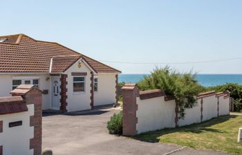 Beach Haven Holiday Cottage