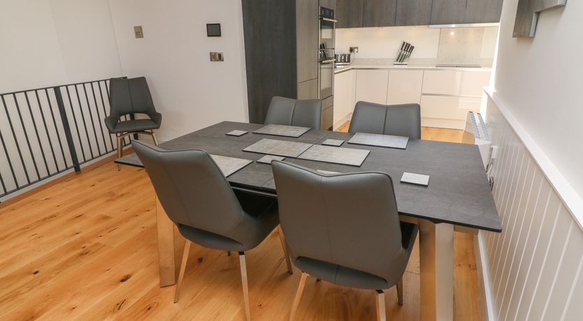 Photo of Horace Mills