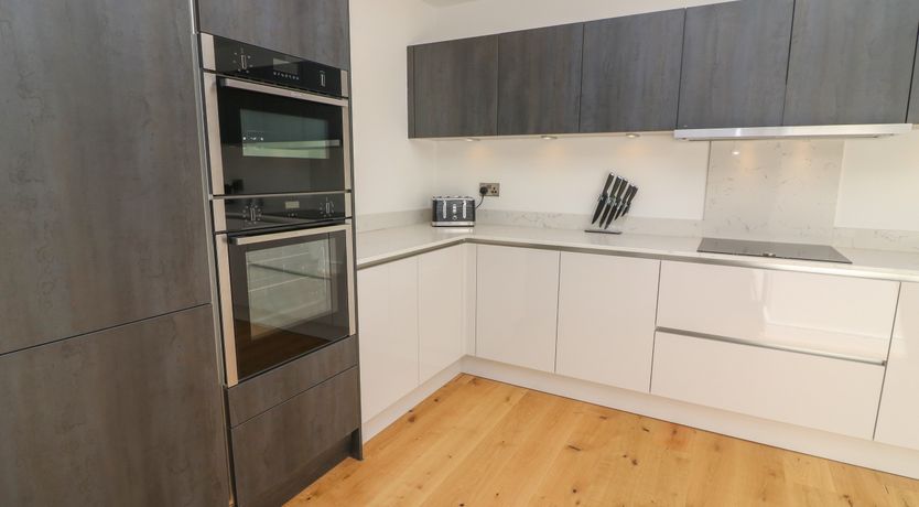 Photo of Horace Mills