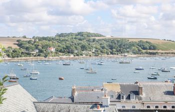 Through The Porthole Holiday Cottage