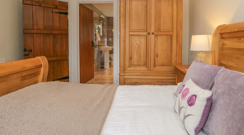 Photo of Holly Tree Cottage