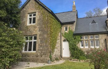 School House Holiday Cottage