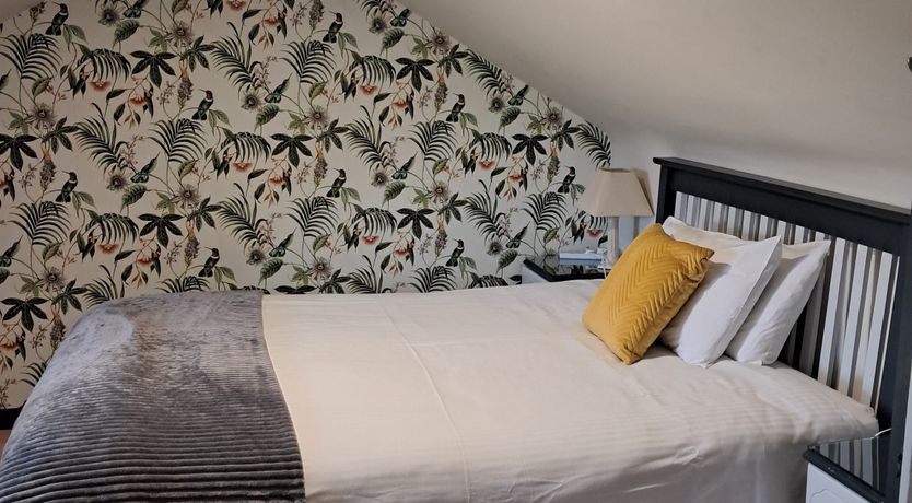 Photo of ELMGROVE APARTMENT, Croagh Pat