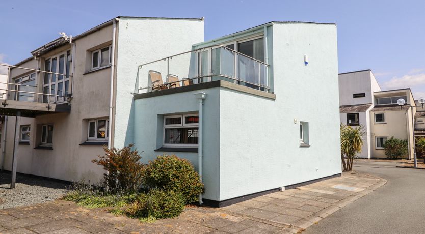 Photo of 1 South Snowdon Wharf