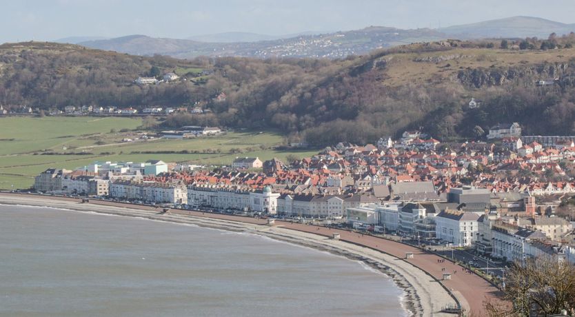 Photo of Saron Chapel